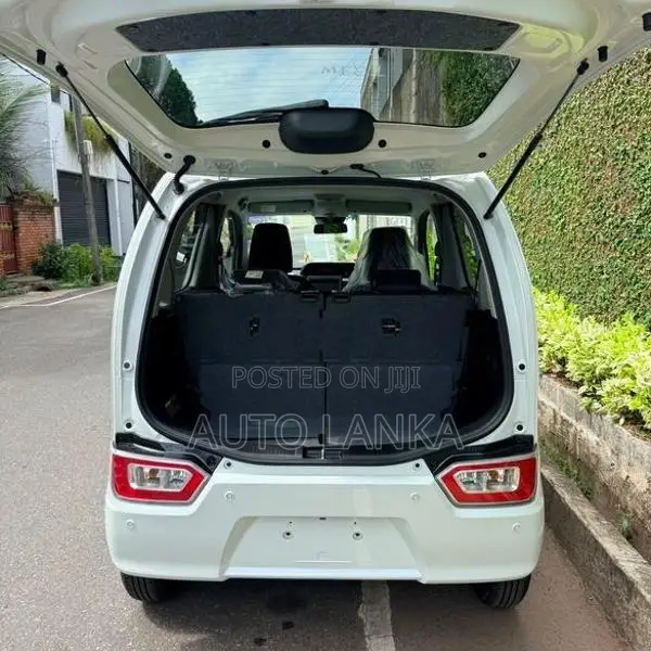 Suzuki Wagon R ZL White 2026