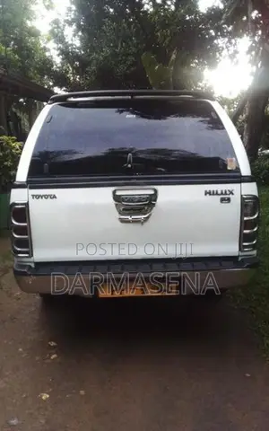 Toyota Hilux 2010