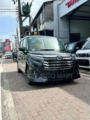 Toyota Roomy 2024
