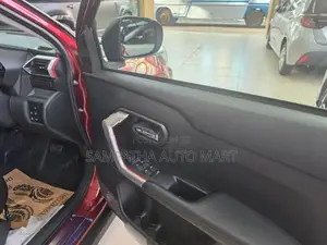 Toyota Raize Z HYBRID BLIND SPOT 2026