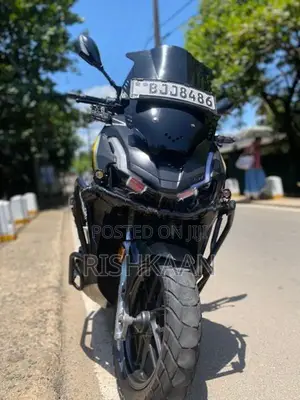 Honda ADV 160 2024