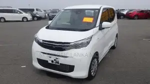 Mitsubishi eK Wagon M 2025