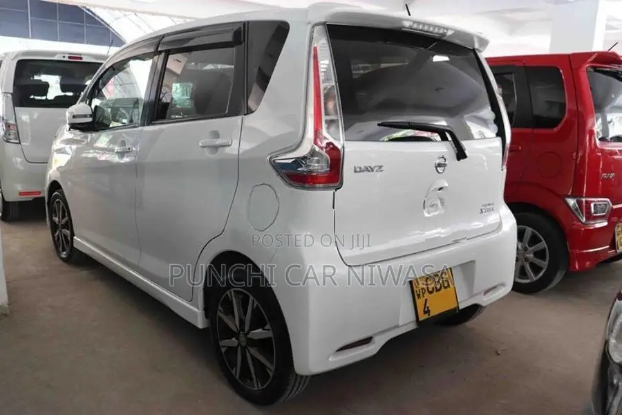 Nissan Dayz 2015