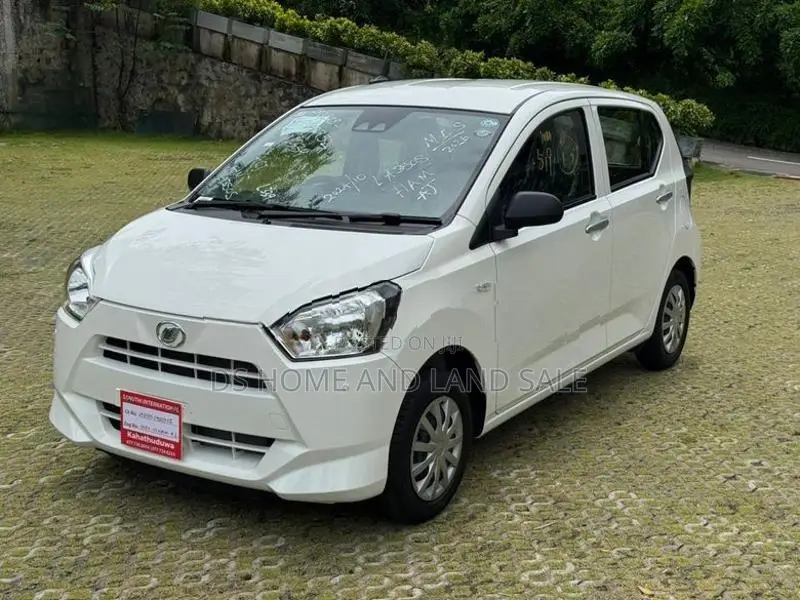 Daihatsu Mira 2024