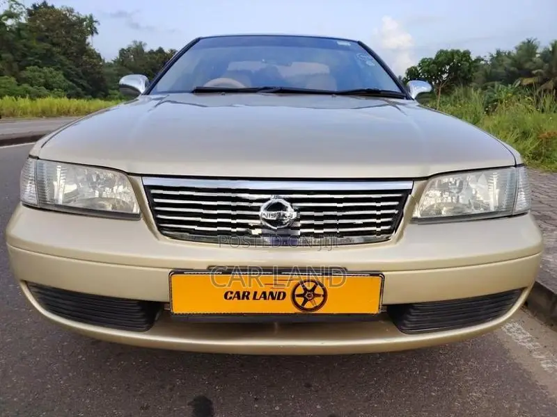Nissan Sunny 2019