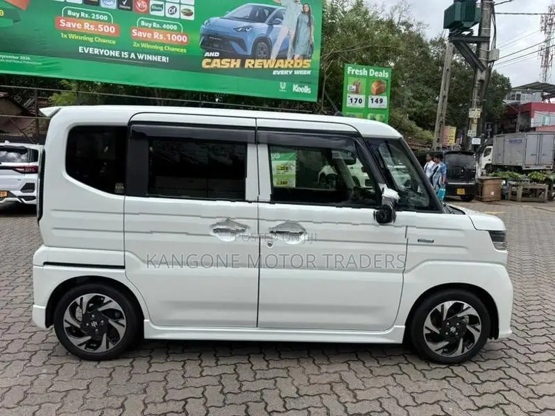Suzuki Spacia Cuatom Z 2025
