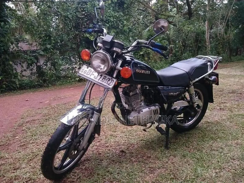 Suzuki GN 125 2017