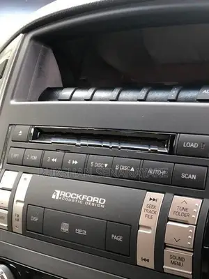 Mitsubishi Montero 2015