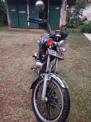 Suzuki GN 125 2017