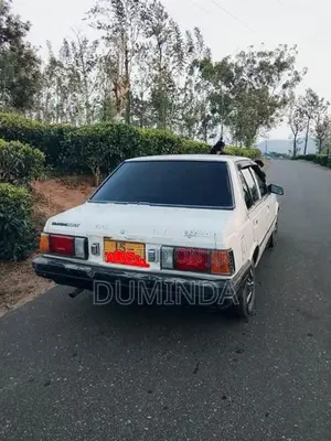 Nissan Sunny 1985