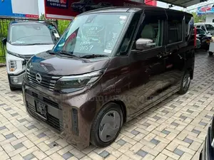 Nissan Roox x Hybrid 2025