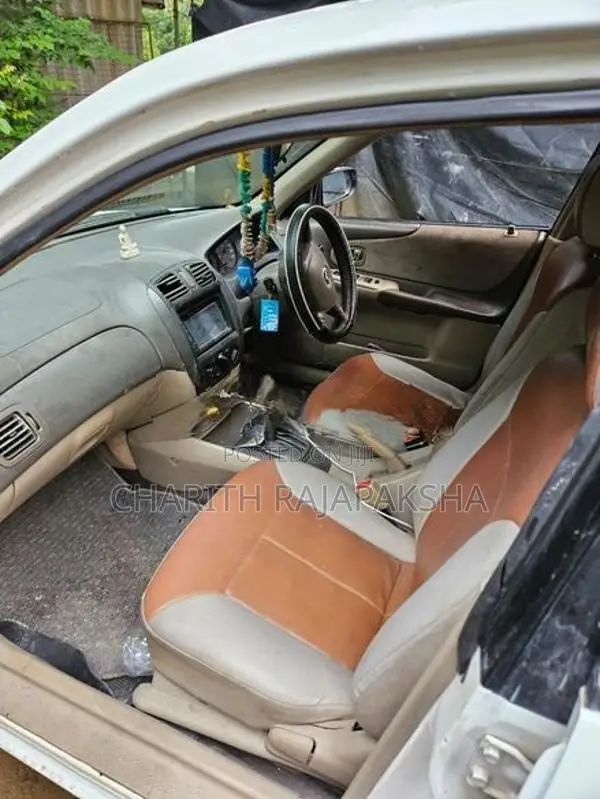 Mazda Familia BJ 5P 2001