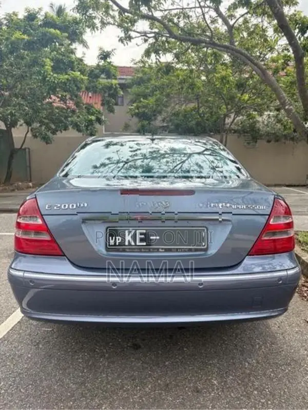 Mercedes Benz E200 Avantgarde 2005