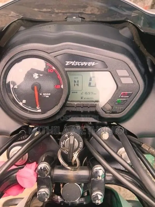 Bajaj Discover 125 2025
