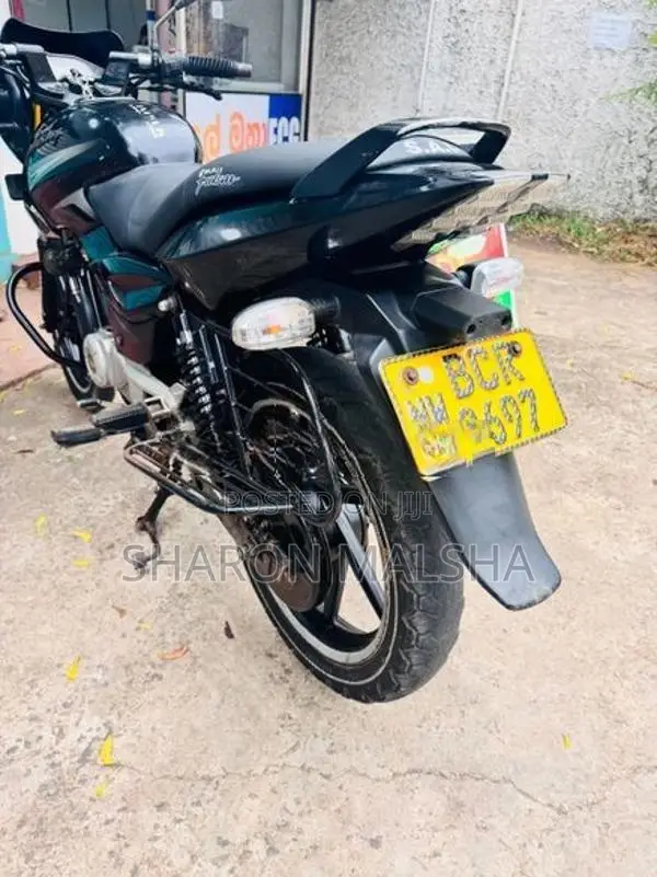 Bajaj Pulsar 150 2015