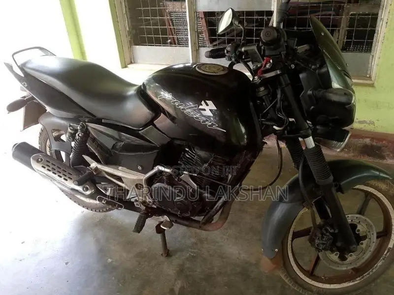 Bajaj Pulsar 180 2007