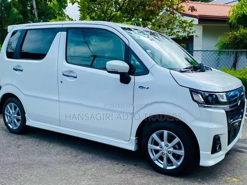 Suzuki Wagon R Stingray 2025