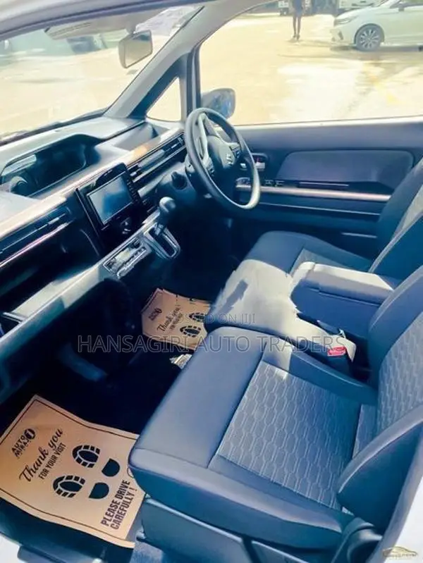 Suzuki Wagon R Stingray 2025