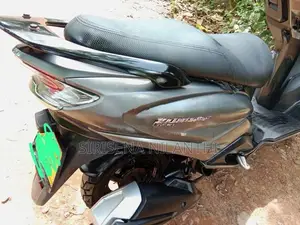 Suzuki Burgman 125 maxi 2019