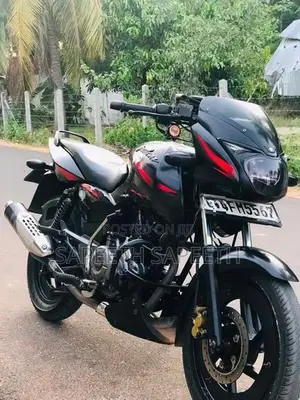 Bajaj Pulsar 150 2017