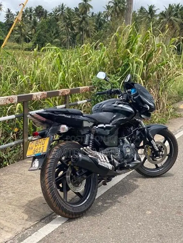 Bajaj Pulsar 150 2018