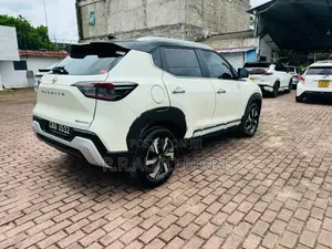 Nissan Magnite Tekna Plus 2025