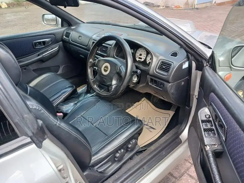 Subaru Impreza 2000