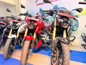 Bajaj Pulsar N160 Premium 2026
