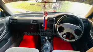 Nissan Presea 1993