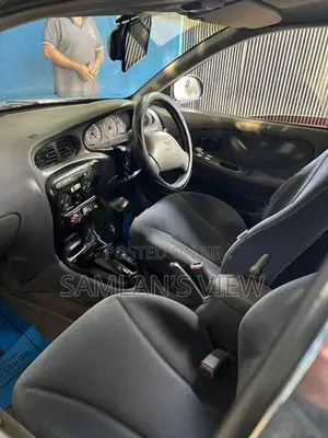 Hyundai Elantra 2001