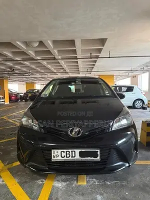 Toyota Vitz 2015