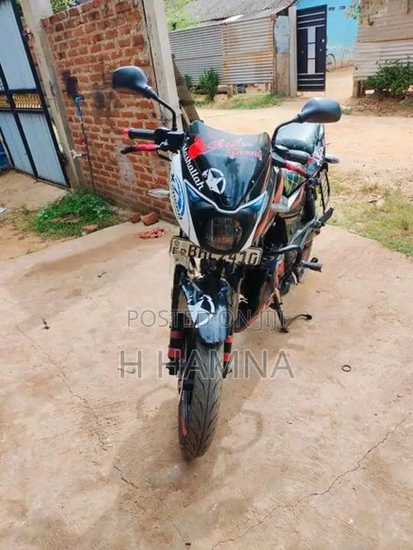 Bajaj Pulsar 180 2019