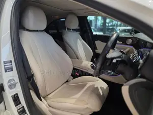 Mercedes Benz E350 Avantgarde Plug-In 2017