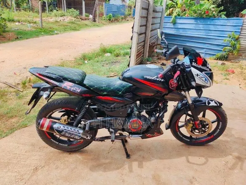 Bajaj Pulsar 180 2019