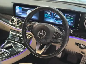 Mercedes Benz E350 Avantgarde Plug-In 2017