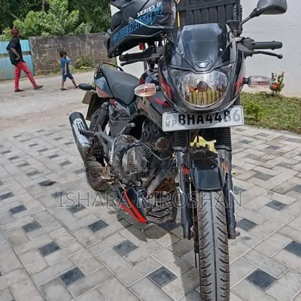 Bajaj Pulsar 150 2018