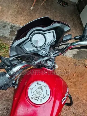 Mahindra Centuro 2017