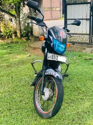 Bajaj CT100 2014