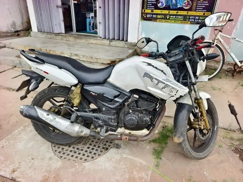 TVS Apache RTR 180 2011