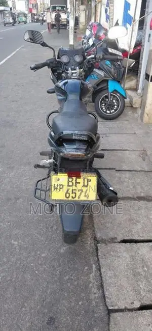 Bajaj Discover 125 2017