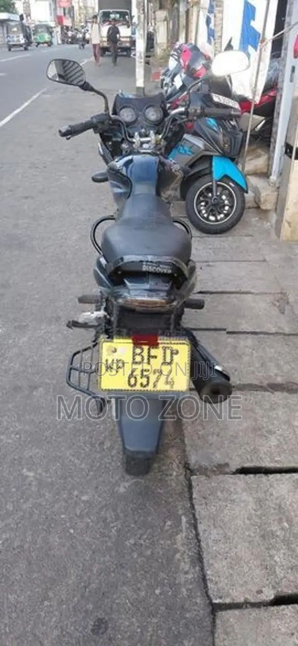 Bajaj Discover 125 2017