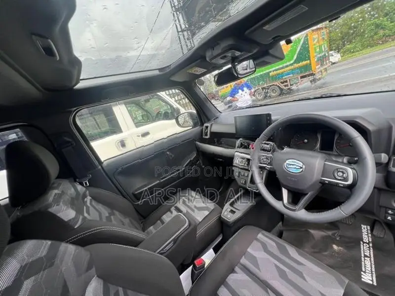 Daihatsu Taft 2025