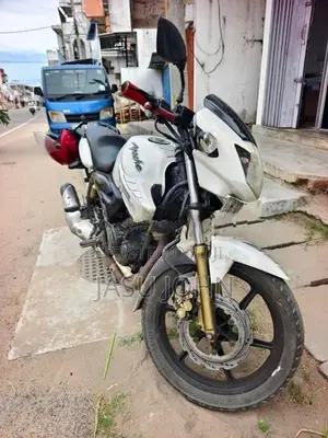 TVS Apache RTR 180 2011