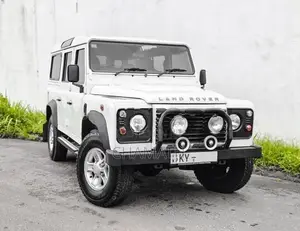 Land Rover Defender 110 XS 2.2 Puma 2014