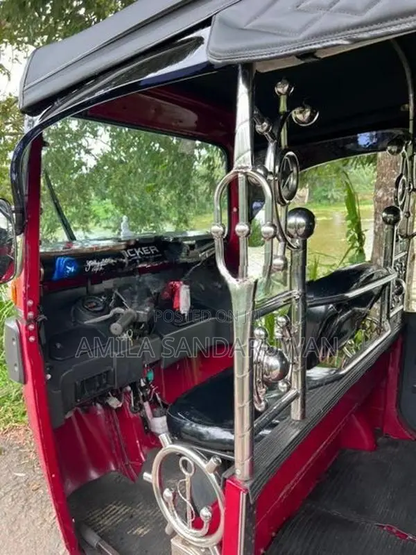 Bajaj RE Three Wheeler 2014