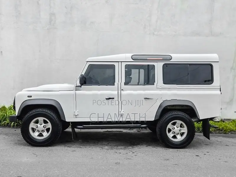 Land Rover Defender 110 XS 2.2 Puma 2014