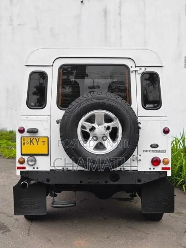 Land Rover Defender 110 XS 2.2 Puma 2014
