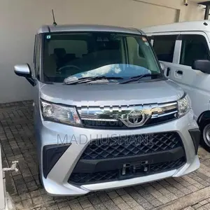 Toyota Roomy 2023