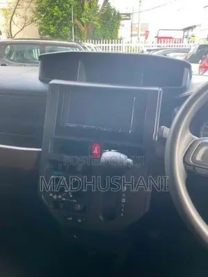 Toyota Roomy 2023
