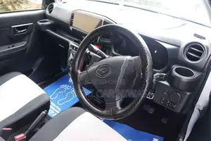Daihatsu Mira 2017